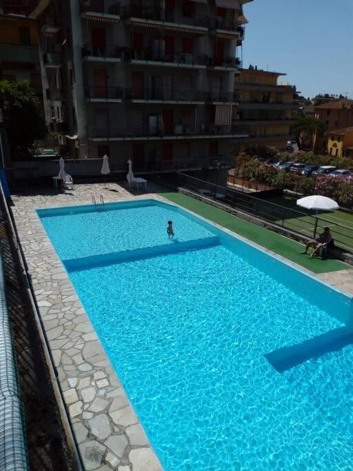 Апартаменты Solare Residenza Vista Mare Рапалло Экстерьер фото